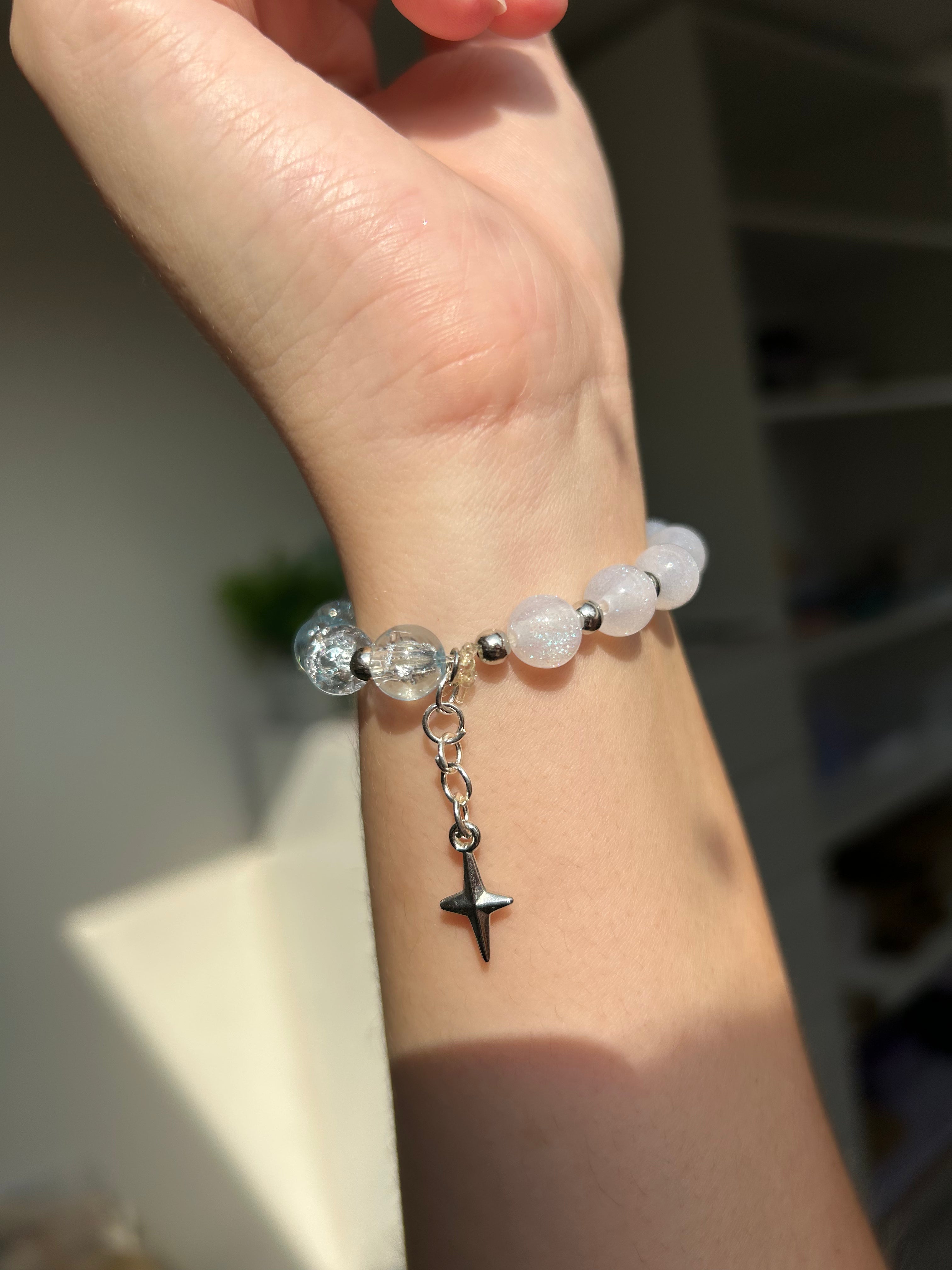 Frosted Star - Glass bead Bracelet