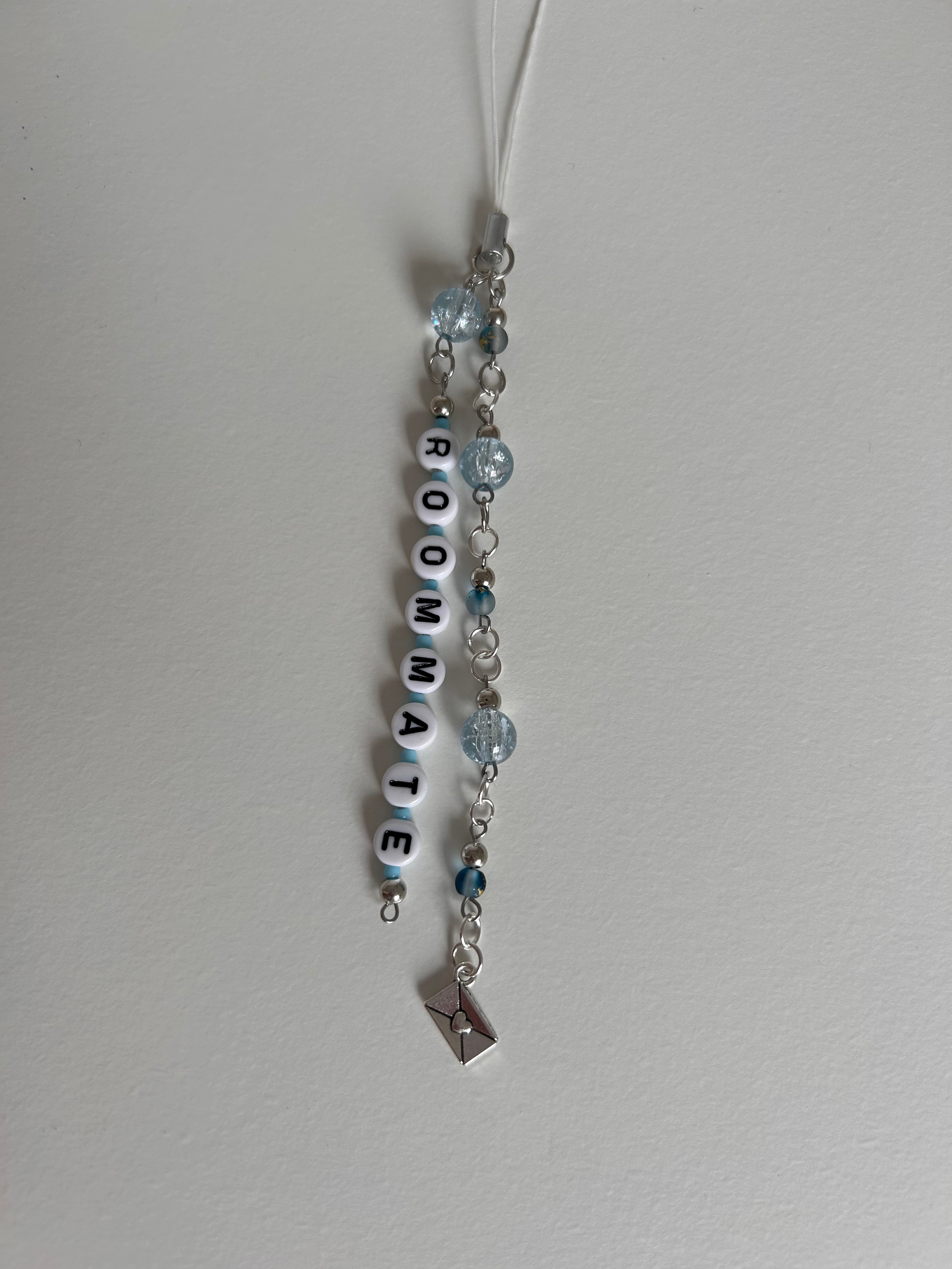 The American Roommate Experiment Sling